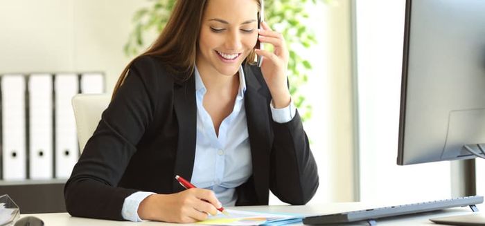 Office Frau
