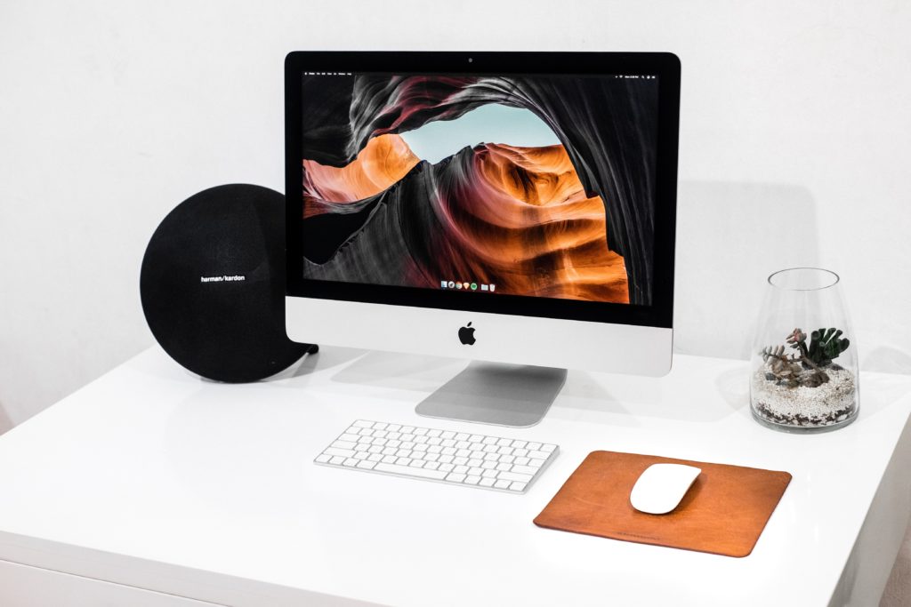 iMac office